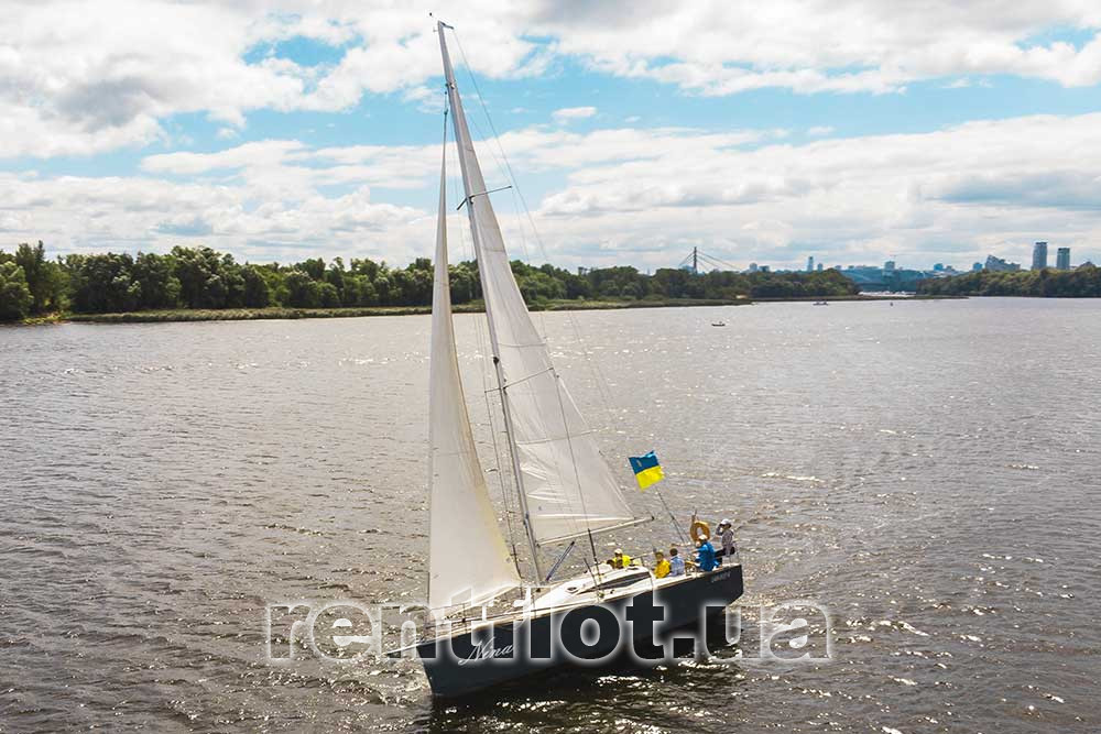 Збільшити фото прогулянки на парусній яхті Ніна Прогулянка на парусній яхті Ніна