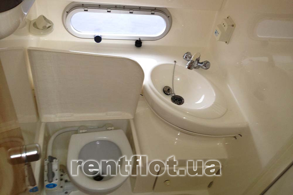 Enlarge photo of latrine of motor yacht Sea Line-33 Toilet of motor yacht Sea Line-33
