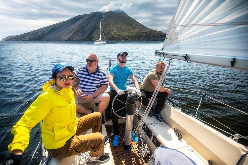 Збільшити фото прогулянки на парусній яхті Сімплі Ред Прогулянка на парусній яхті Сімплі Ред