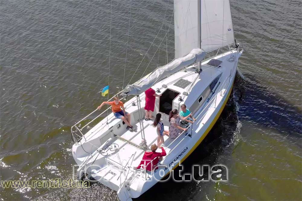 Увеличить фото яхты Александра вид сверху Яхта Александра  вид сверху