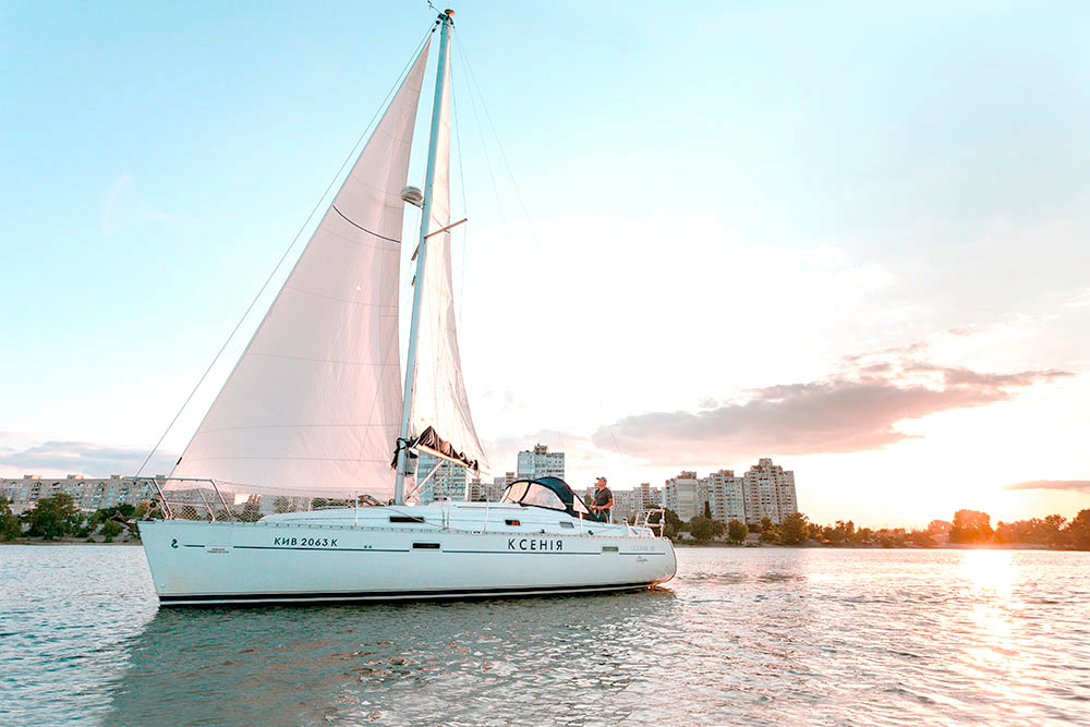 Enlarge photo of sailing yacht Benetu-331 Ksenia at sunset Sailing yacht Benetu-331 Ksenia at sunset