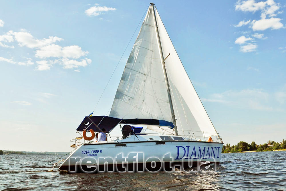 Отдых на парусной яхте Диамант