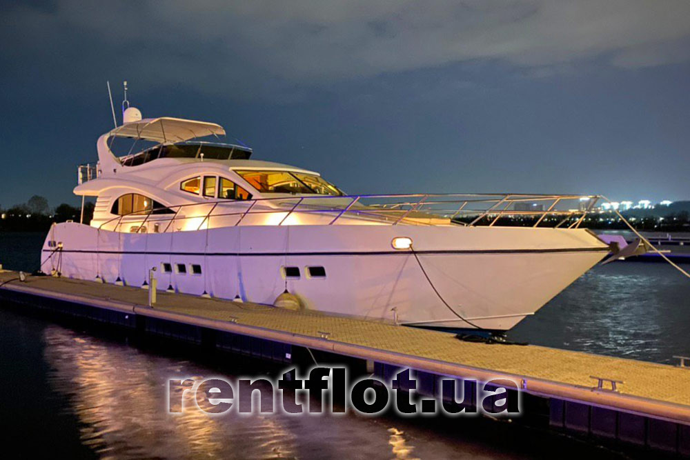 Enlarge photo of motor yacht Elina in the evening Motor yacht Elina in the evening