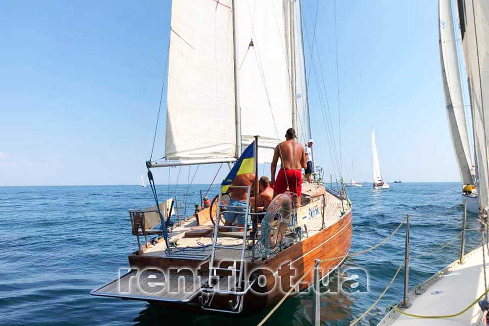 Enlarge photo sailing yacht Fortuna goes to sea Sailing yacht Fortuna goes to sea