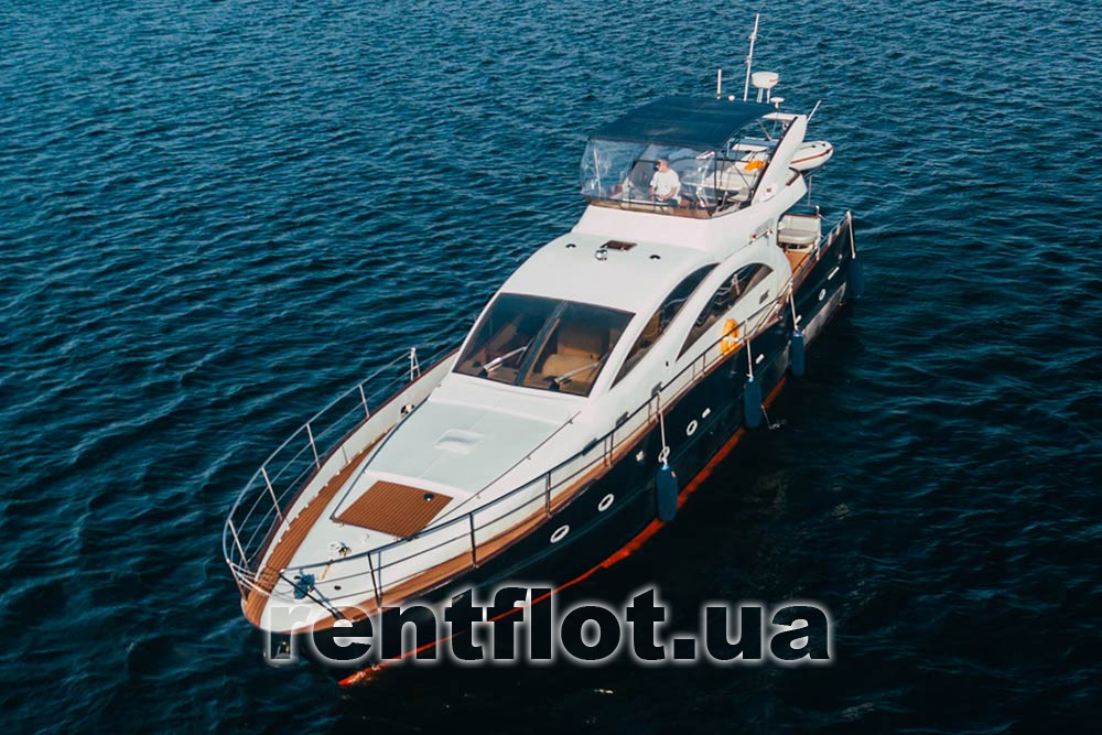 Увеличить фото свадьбы на моторной яхте Одиссея Свадьба на моторной яхте Одиссея