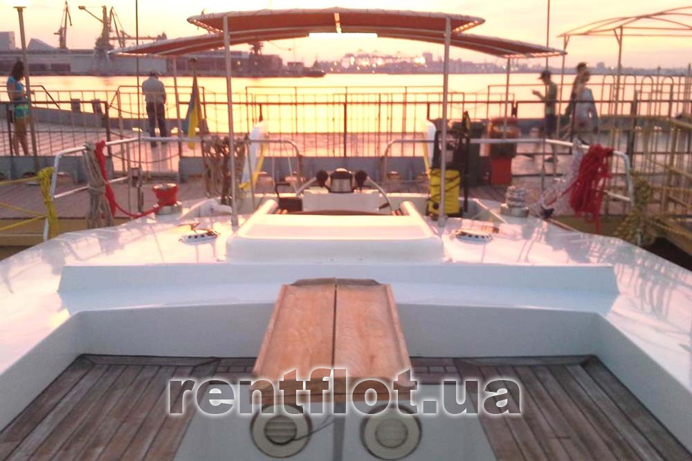 Enlarge photo of the cockpit of sailing yacht Olga Cockpit of sailing yacht Olga