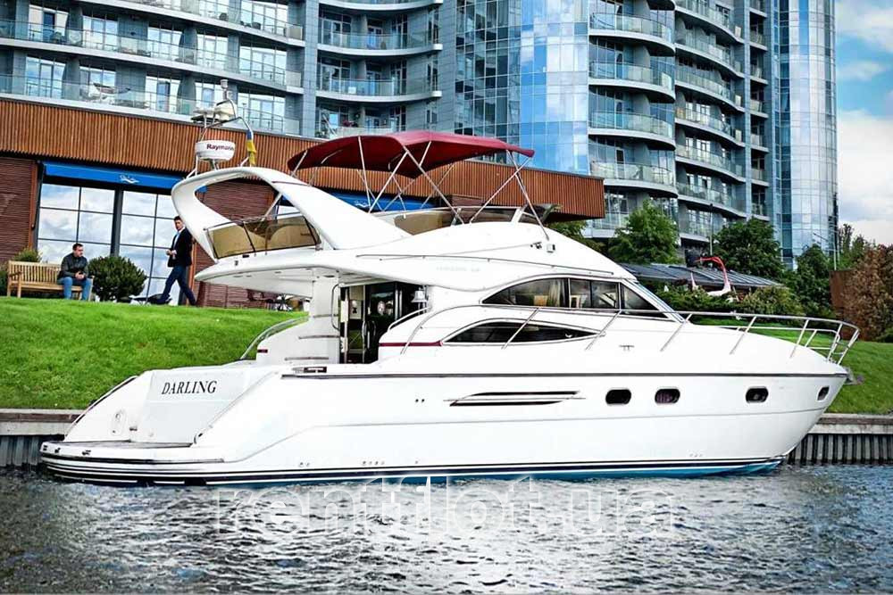 Enlarge photo of motor yacht Princess-45 at the pier Motor yacht Princess-45 at the pier