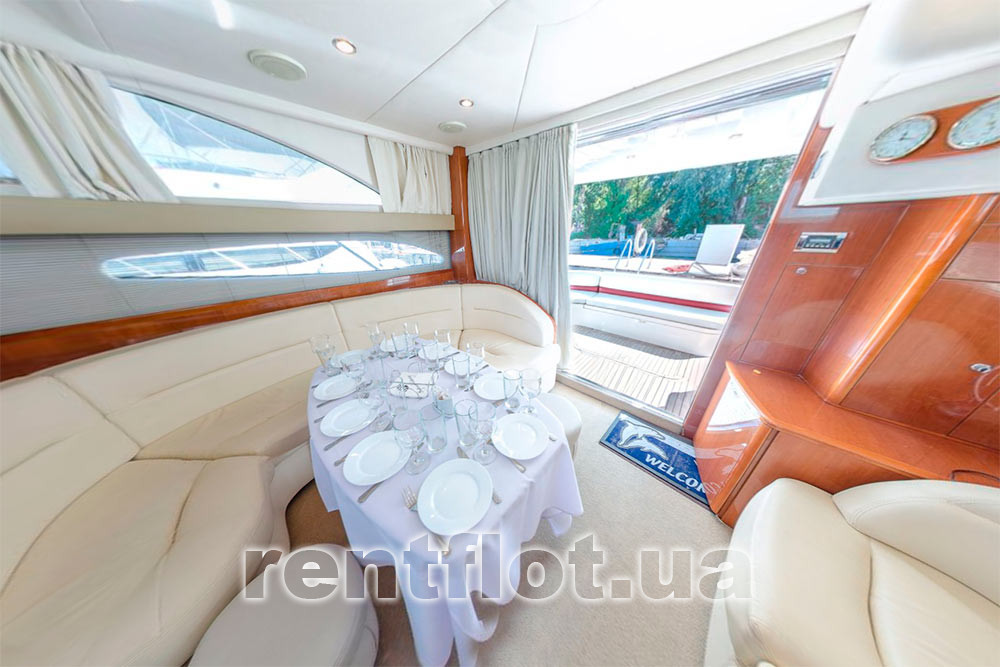 Enlarge photo of the saloon of motor yacht Princess-45 Saloon of motor yacht Princess-45